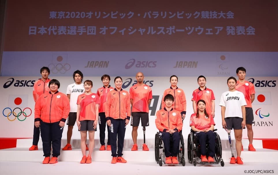 日本代表選手団オフィシャルスポーツウエア発表会。さあ、このウェアを