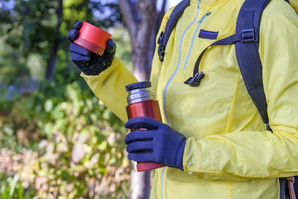 登山の時に必要な水分量はどれくらい？