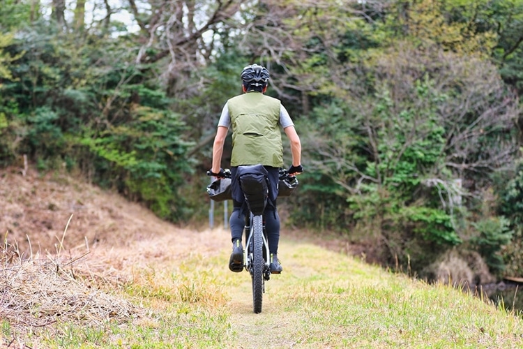 自転車にテントを載せる方法は？