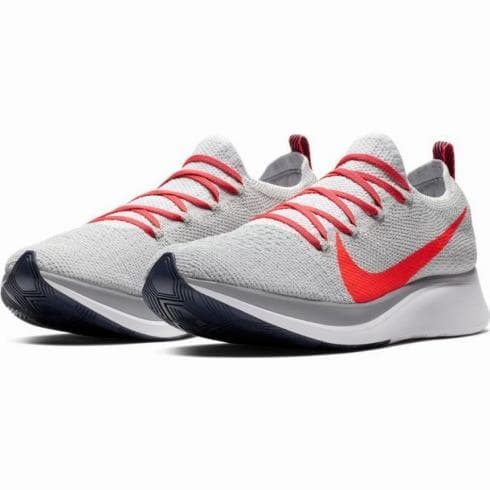 ナイキ ズームフライ フライニット（Nike Zoom Fly Flyknit）、10月11